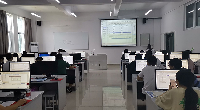安徽水利水电职业技术学院2019水工造价电算化实训如期举行