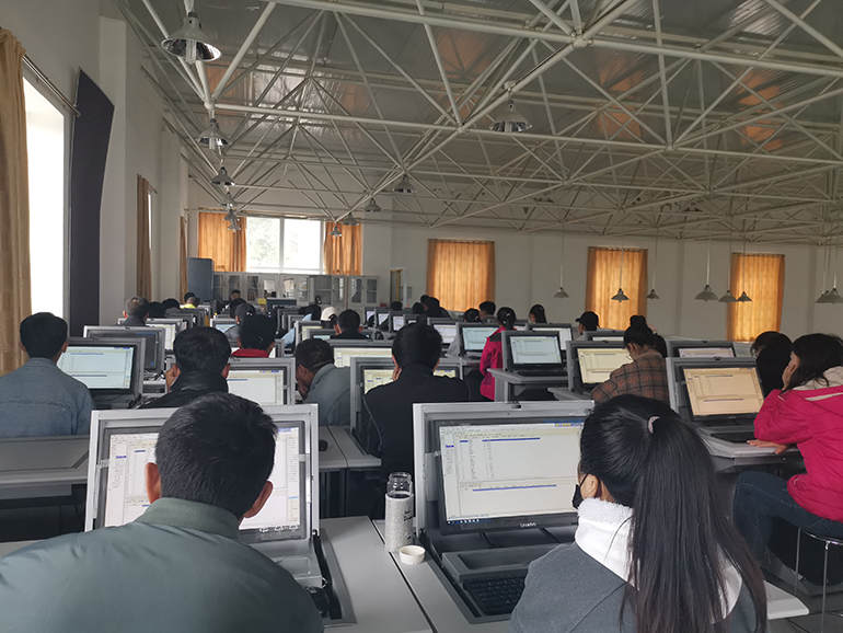 青山水利电算化培训在西藏农牧学院举行
